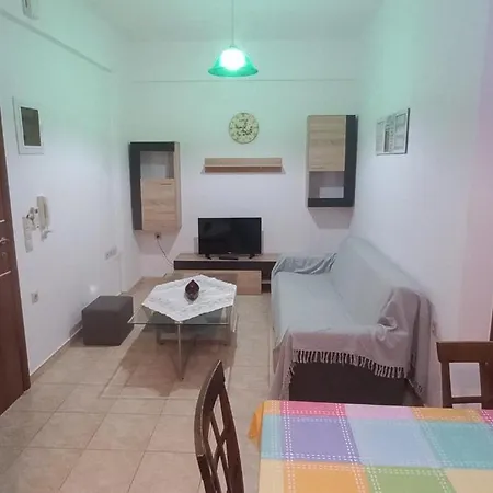 Central Rooms Makry Gialos  Exterior photo